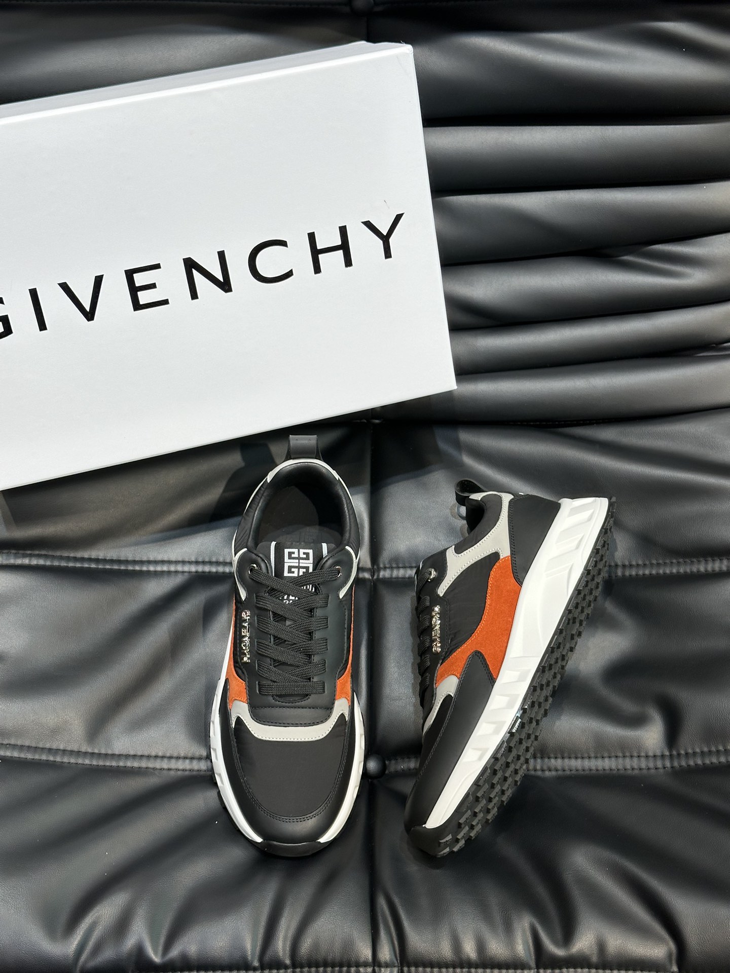 지방시 Givenchy 스니커즈