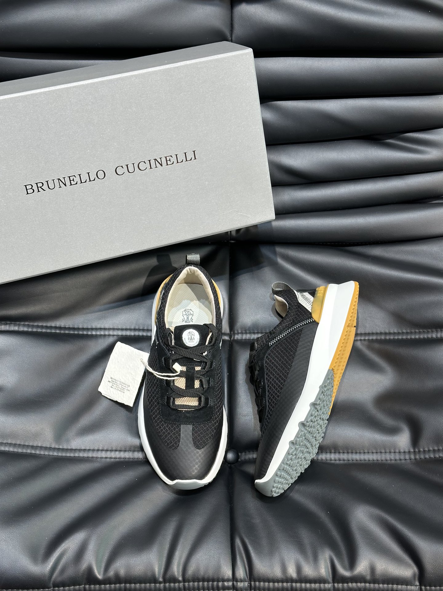 브루넬로 쿠치넬리 Brunello Cucineli 스니커즈