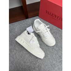 발렌티노 Valentino 스니커즈