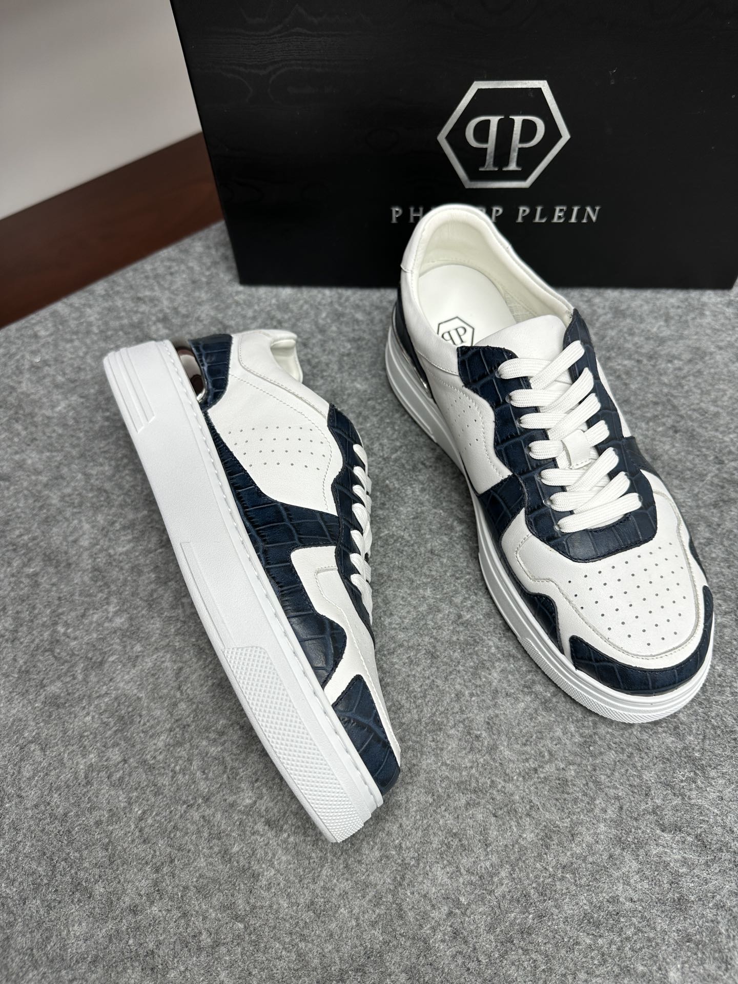 필립플레인 Philippe plein 스니커즈