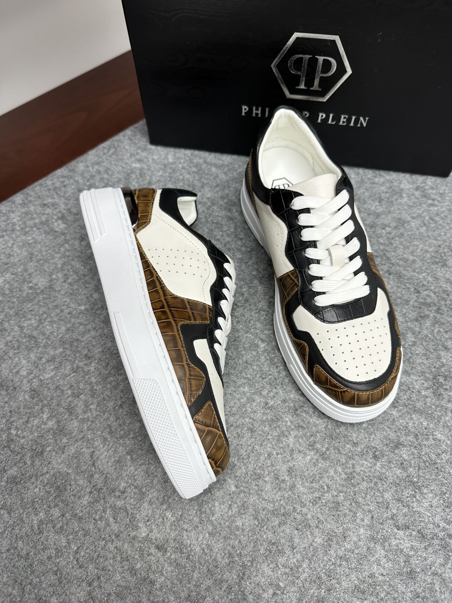 필립플레인 Philippe plein 스니커즈
