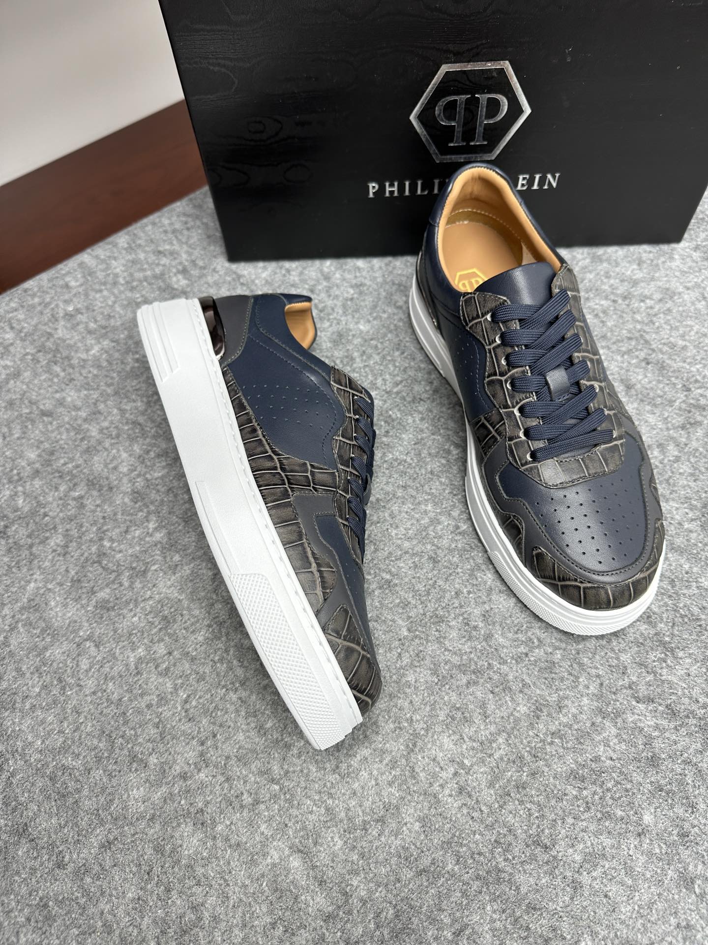 필립플레인 Philippe plein 스니커즈