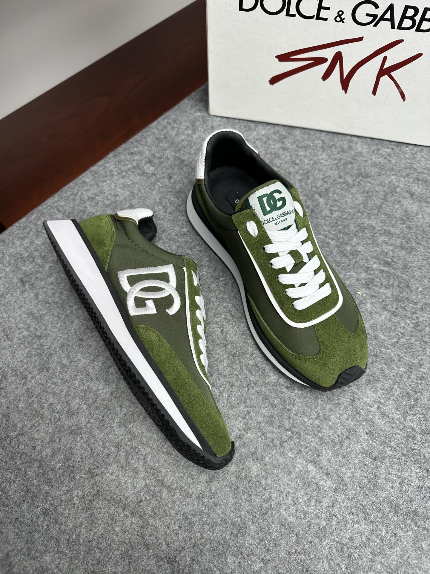 돌체앤가바나 Dolce&Gabbana 스니커즈