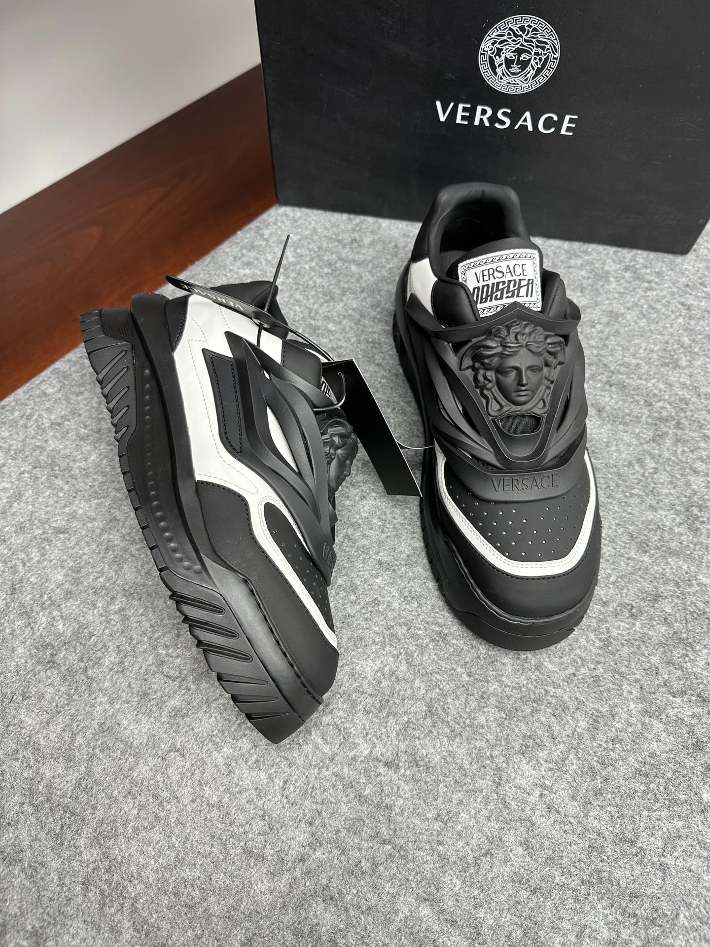 베르사체 Versace 스니커즈