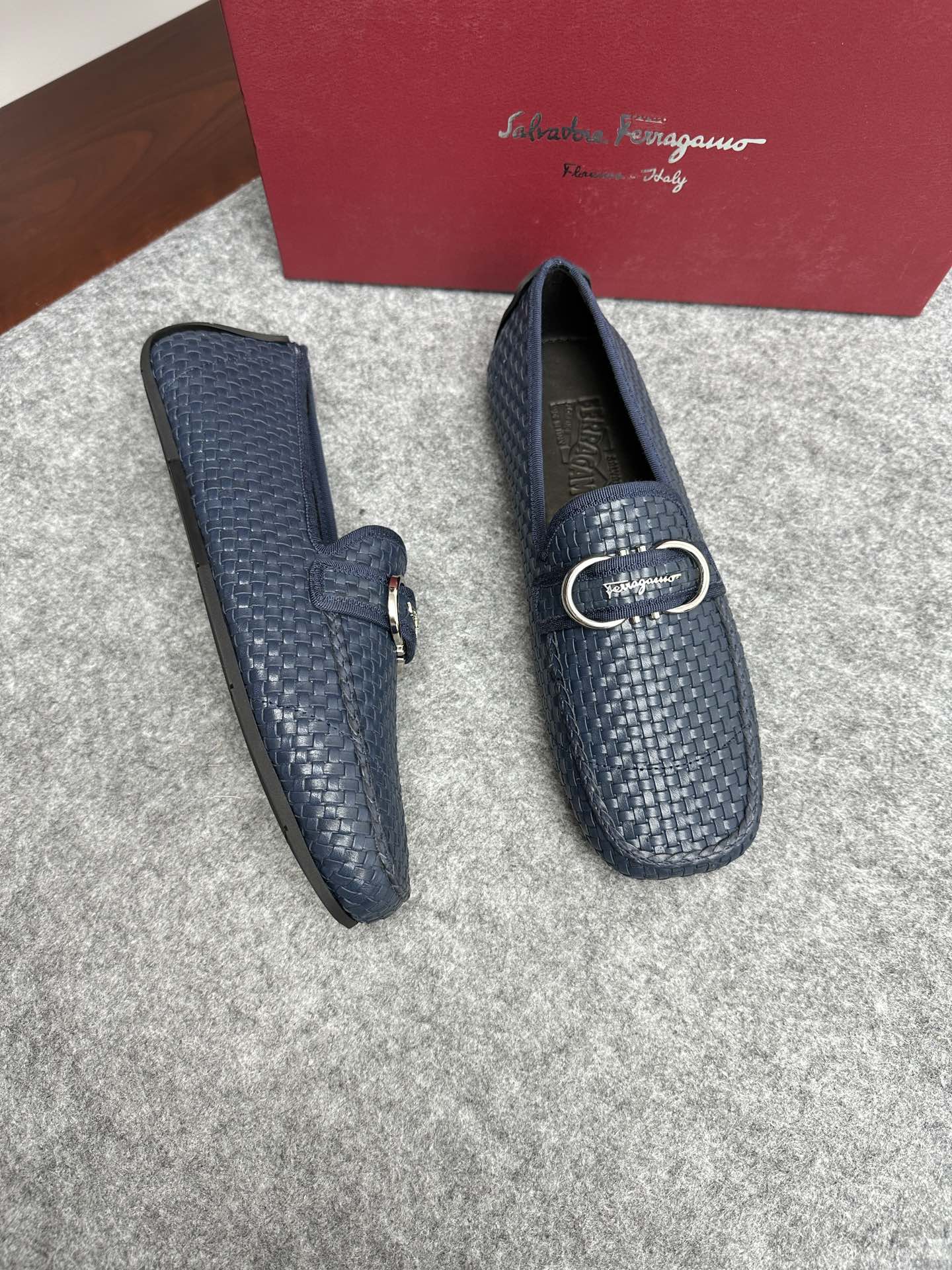 살바토레 페라가모 Salvatore Ferragamo 로퍼