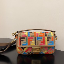 펜디 FENDI Baguette 0159B89 크로스 백 26CM