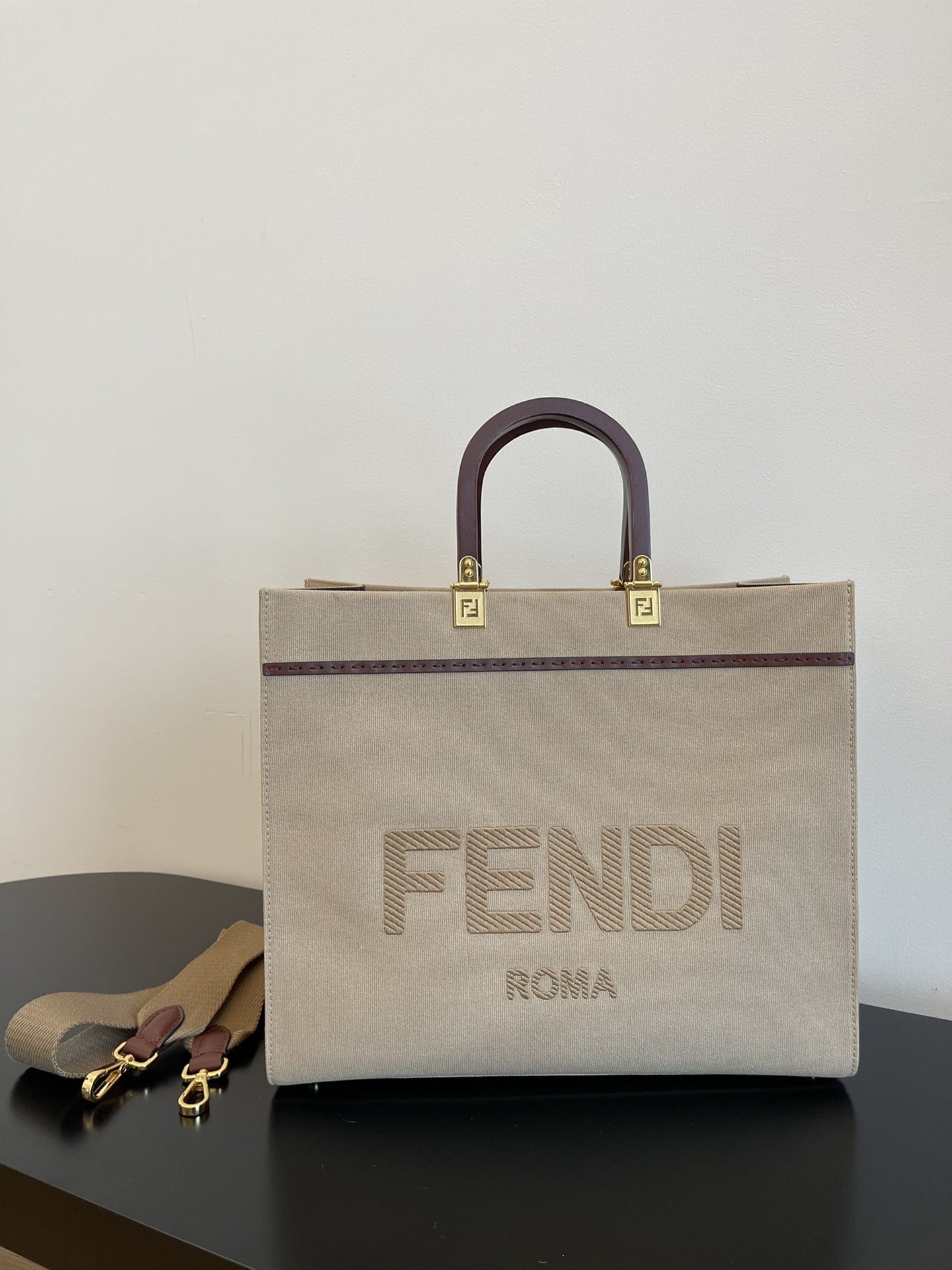 펜디 FENDI 8028 토트 백 35CM