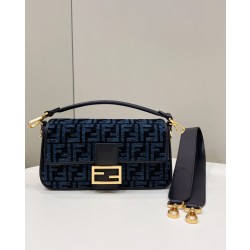 펜디 FENDI Baguette 600 크로스 백 26CM