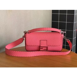 펜디 FENDI Baguette 600 크로스 백 26CM