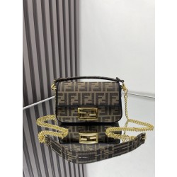 펜디 FENDI Baguette 8037 크로스 백 19CM