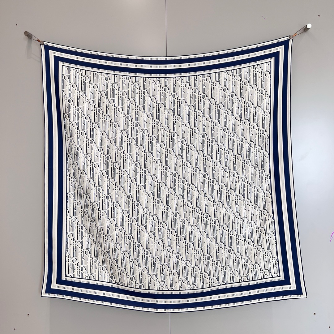 디올 Dior 스카프 90×90CM