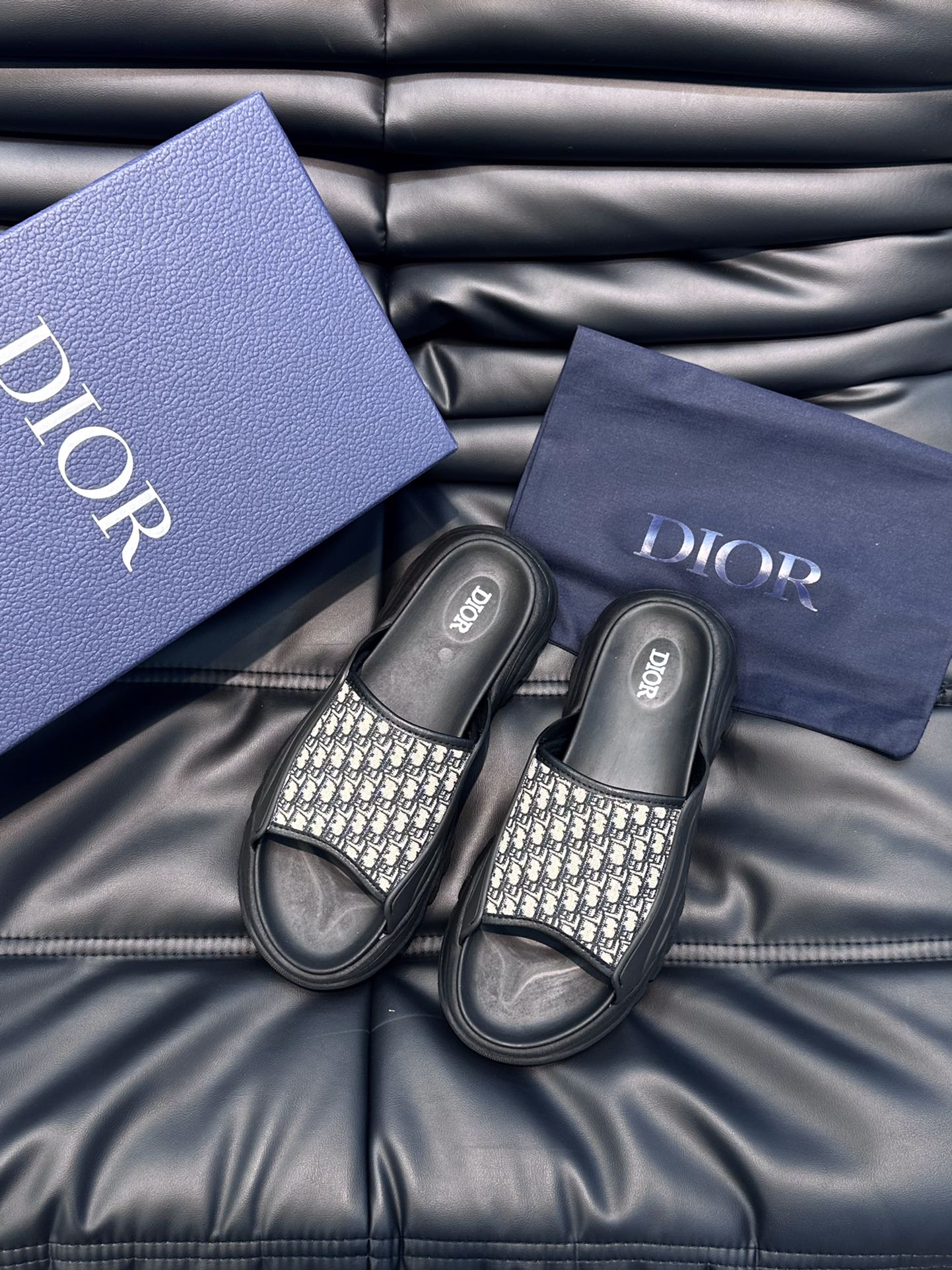 디올 Dior 슬리퍼