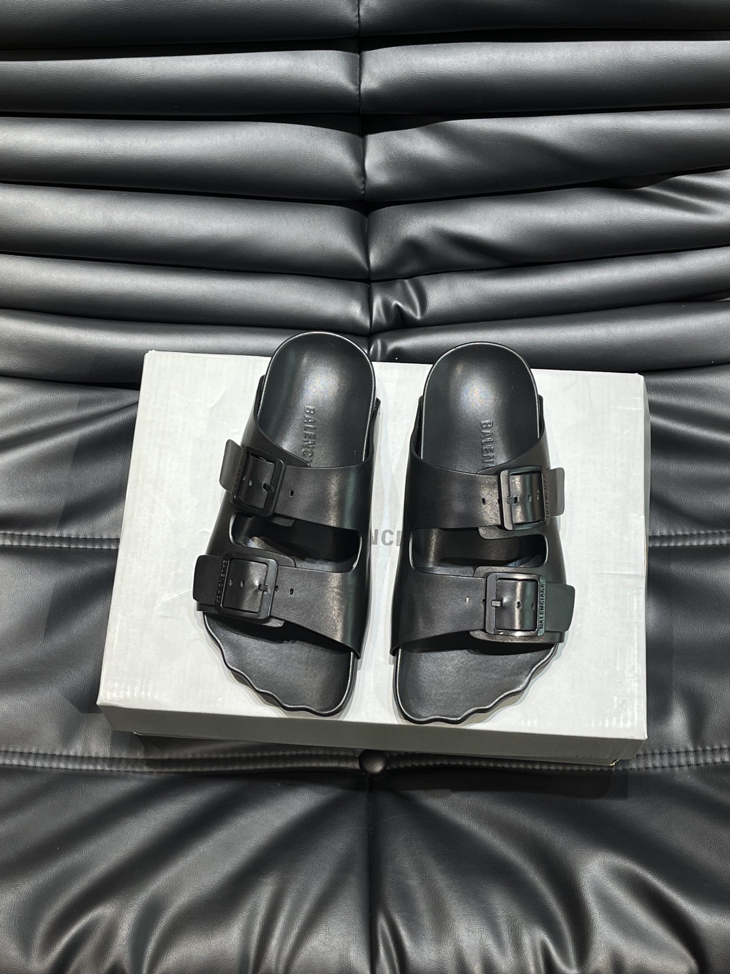 발렌시아가 Balenciaga 슬리퍼