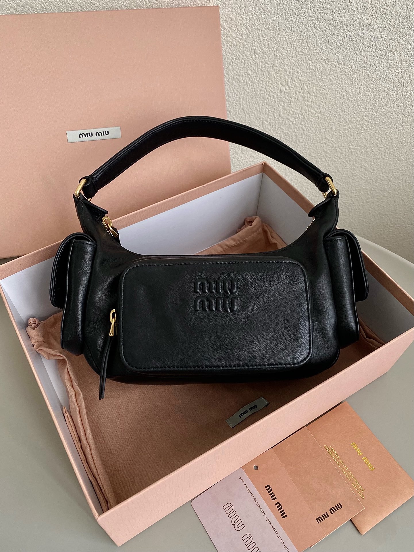 미우 미우 miu miu F0005 숄더백 21CM