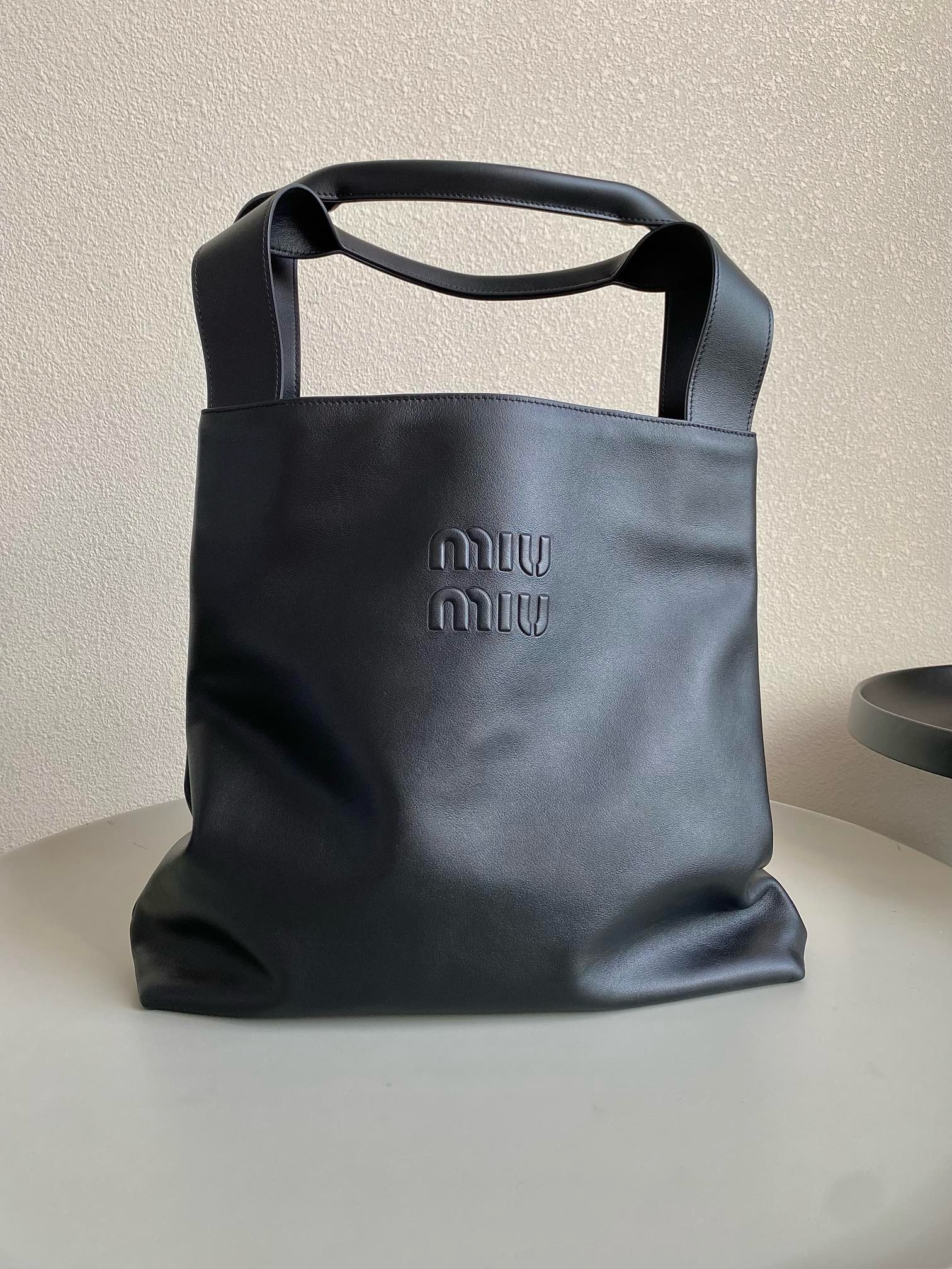 미우 미우 miu miu F0101 스몰 토트 백 39CM