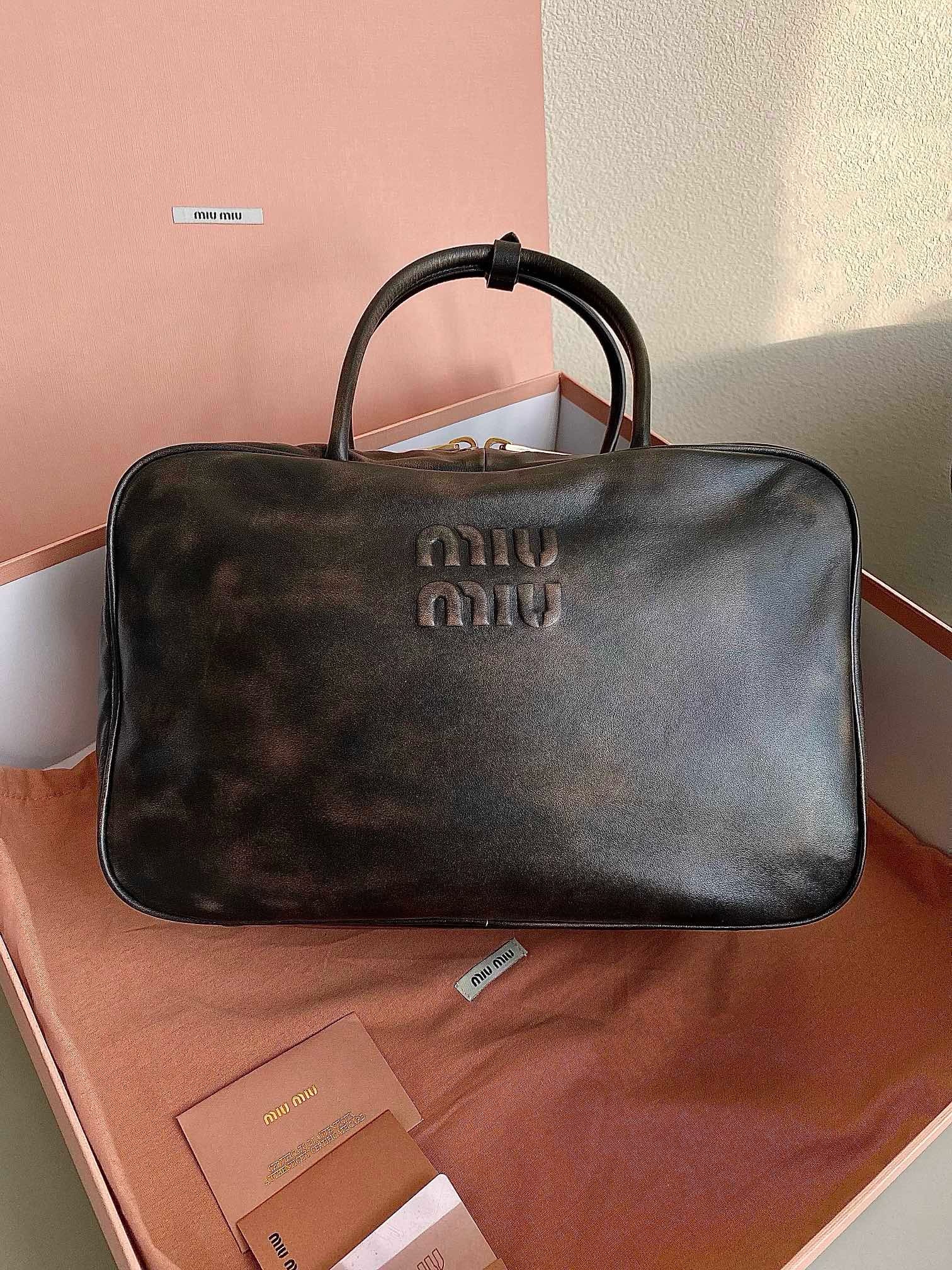 미우 미우 miu miu F0020 서류가방 34CM