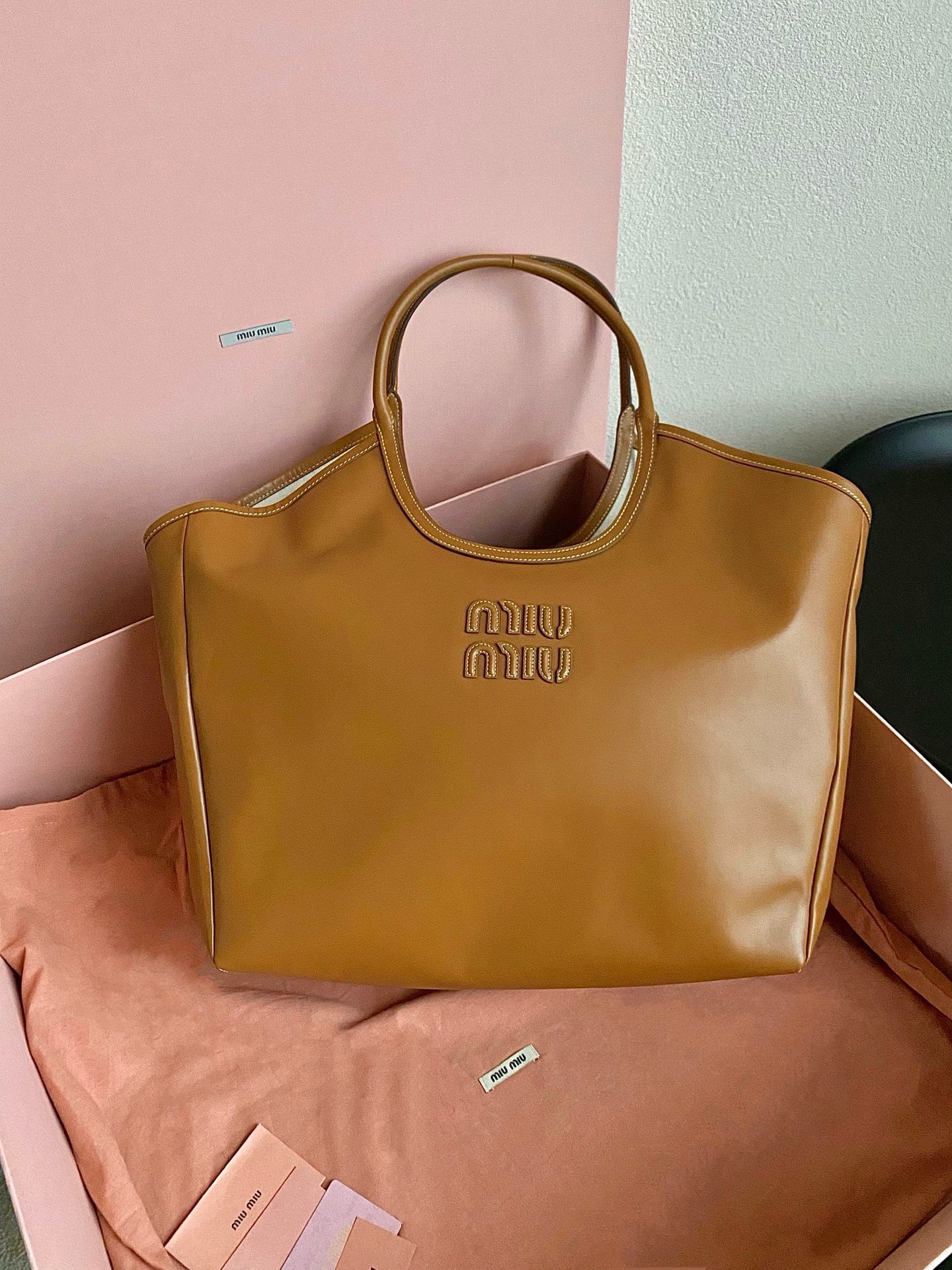 미우 미우 miu miu F0120 토트 백 40CM