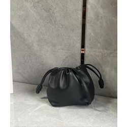 로에베 Loewe Flamenco 클러치 23CM