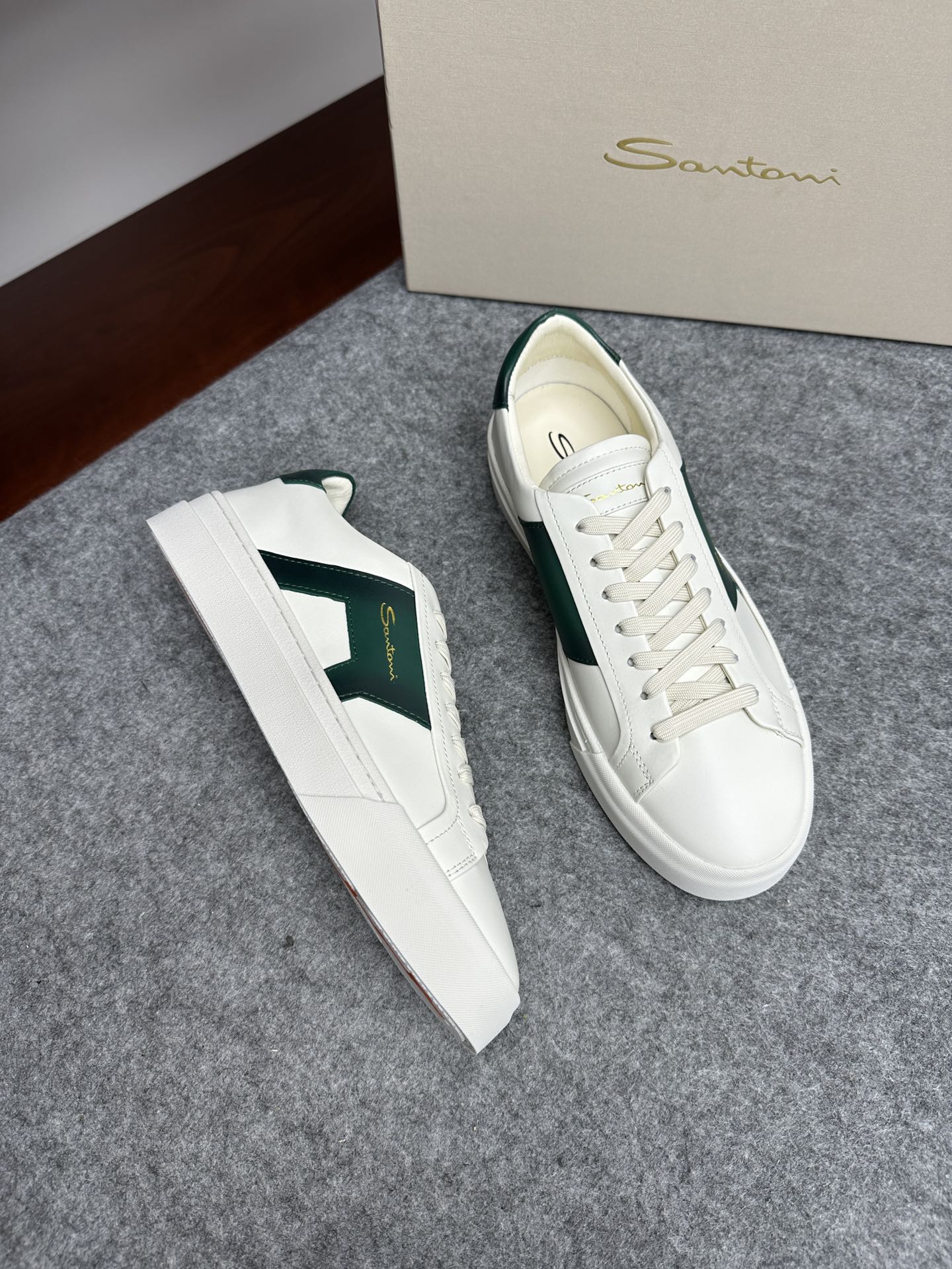 세인트토니 santoni 스니커즈