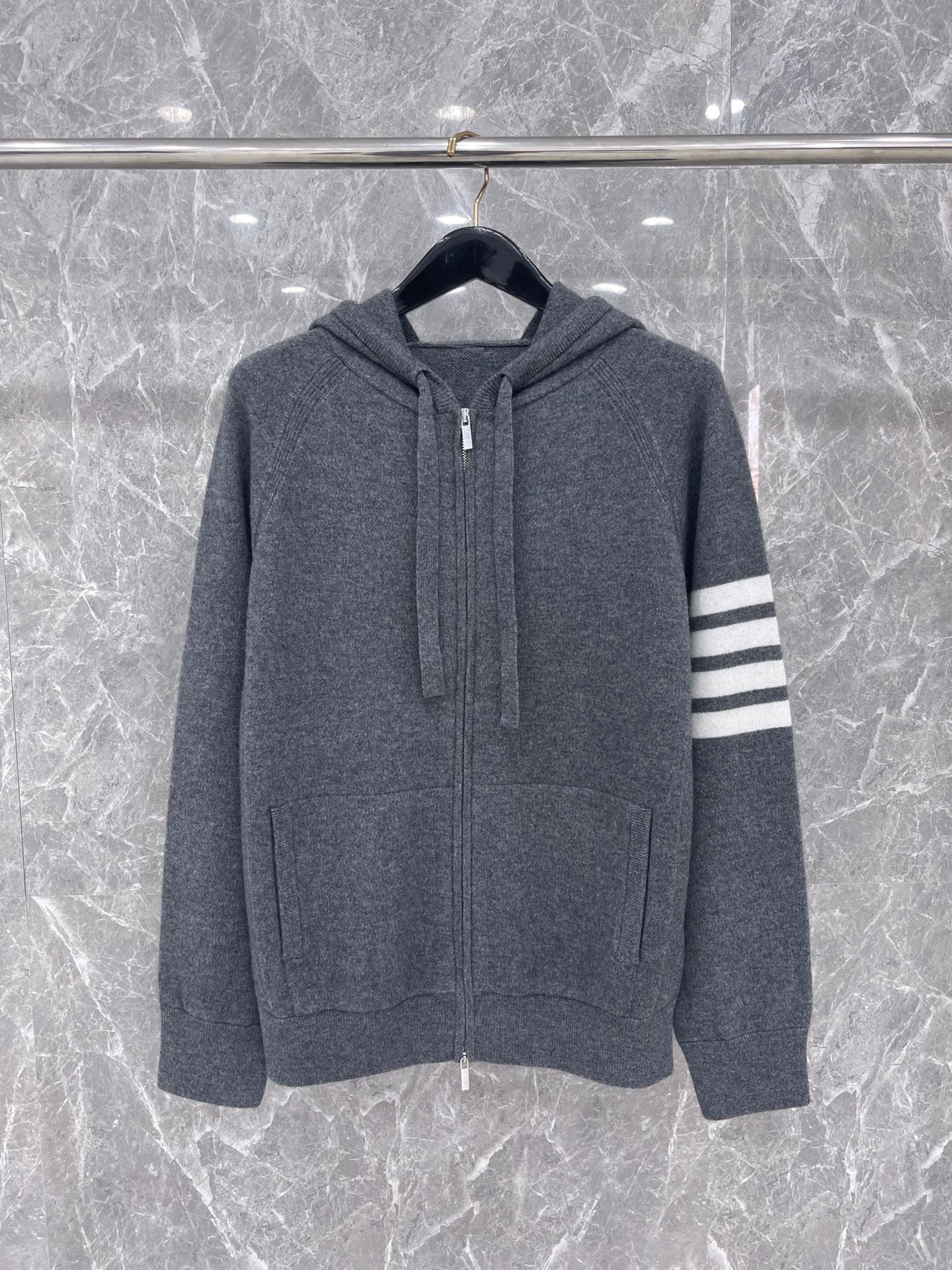 [대리석집] 톰브라운 Thom Browne 재킷