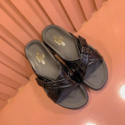 발렌티노 Valentino trackstud 슬리퍼