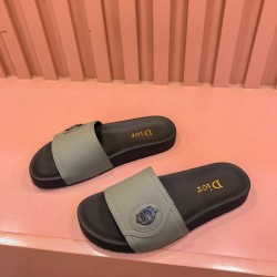 디올 Dior 슬리퍼