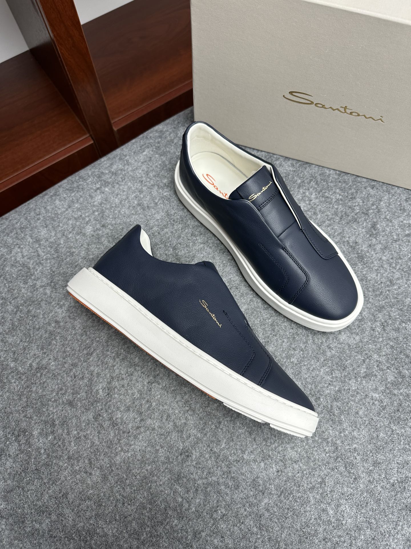 세인트토니 santoni 스니커즈