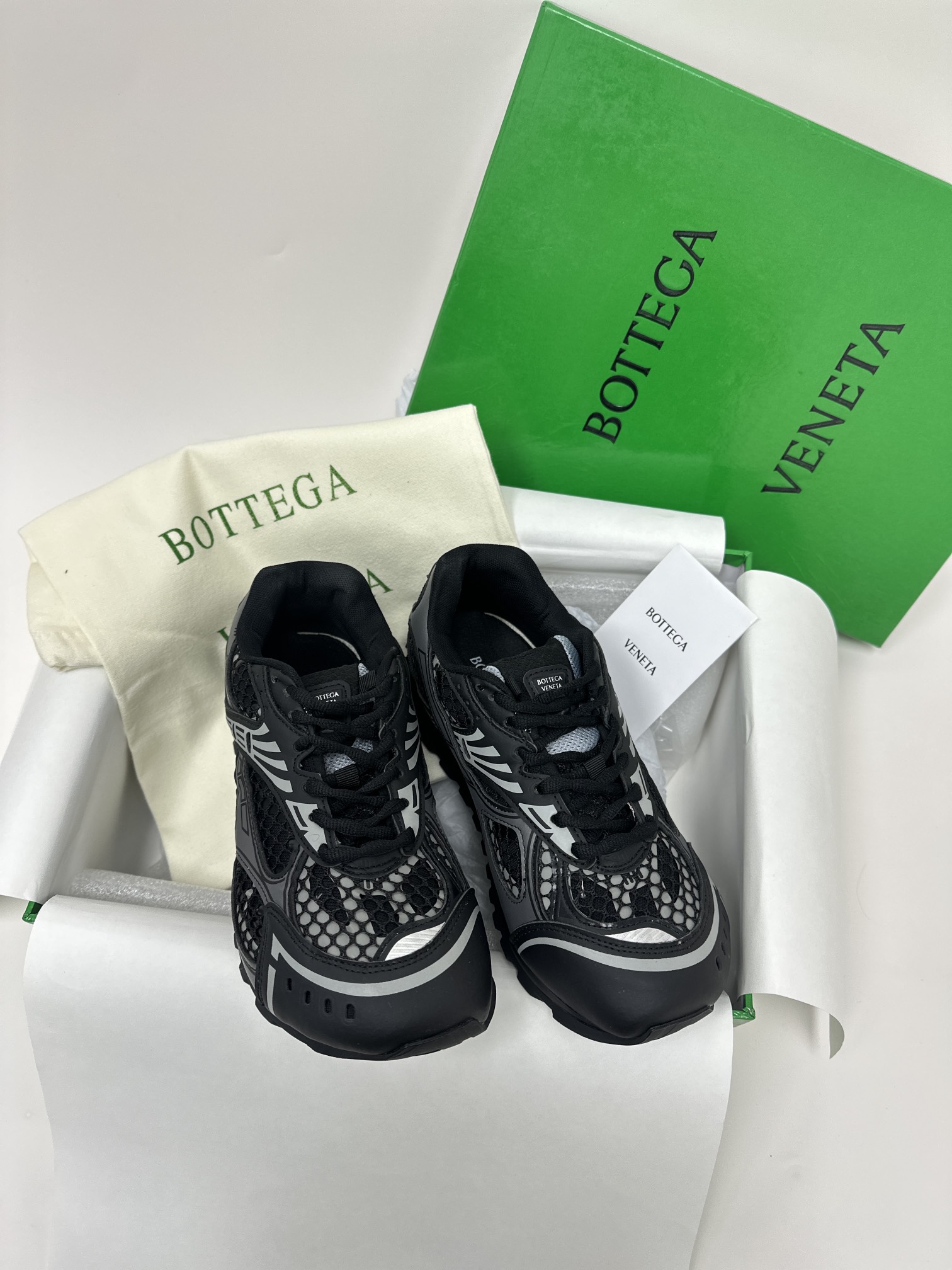 보테가 베네타 Bottega Veneta 스니커즈