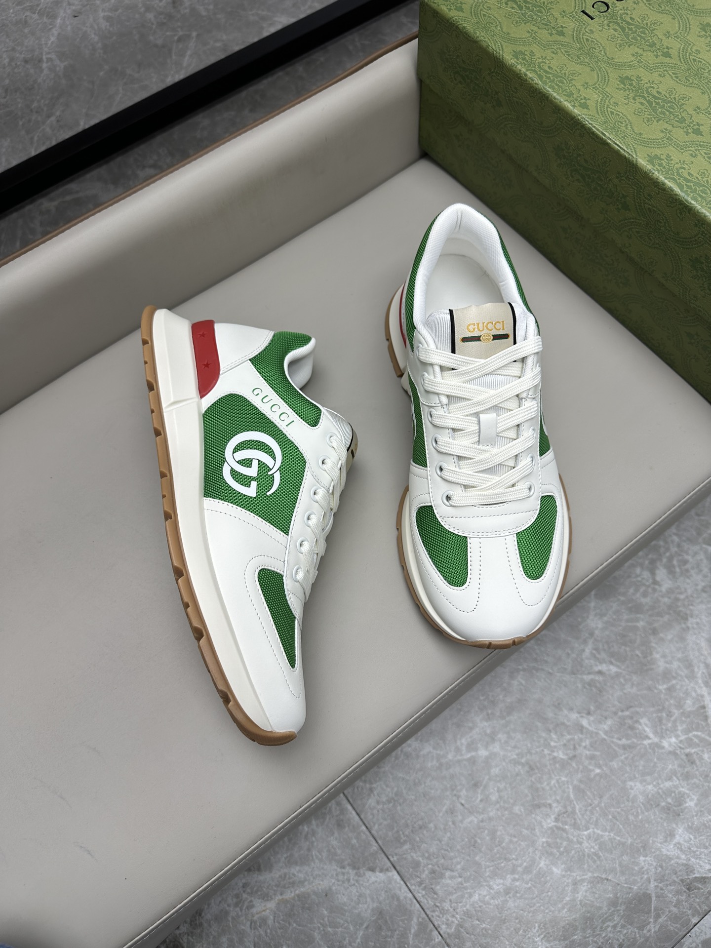 구찌 Gucci 스니커즈