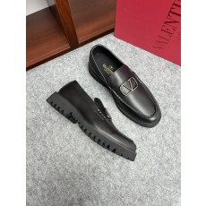 발렌티노 Valentino trackstud 로퍼