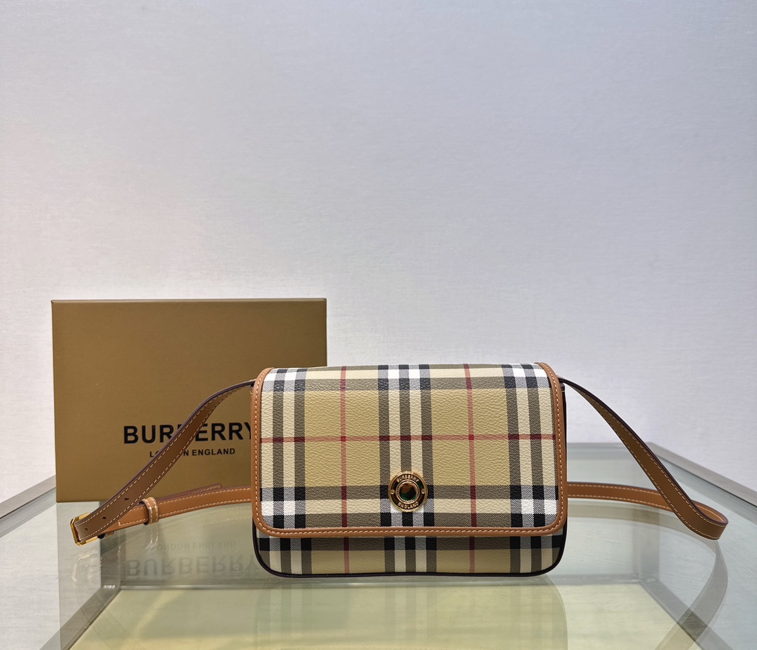 버버리 Burberry 421150 크로스 백 20CM