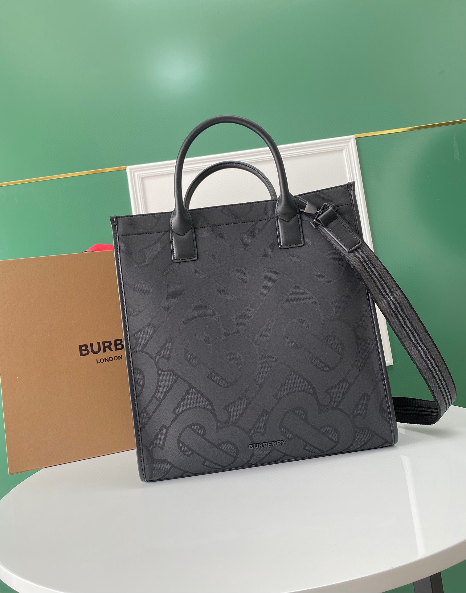 버버리 Burberry  토트 백 35.5CM