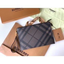 버버리 Burberry 40470361 London 클러치 30CM