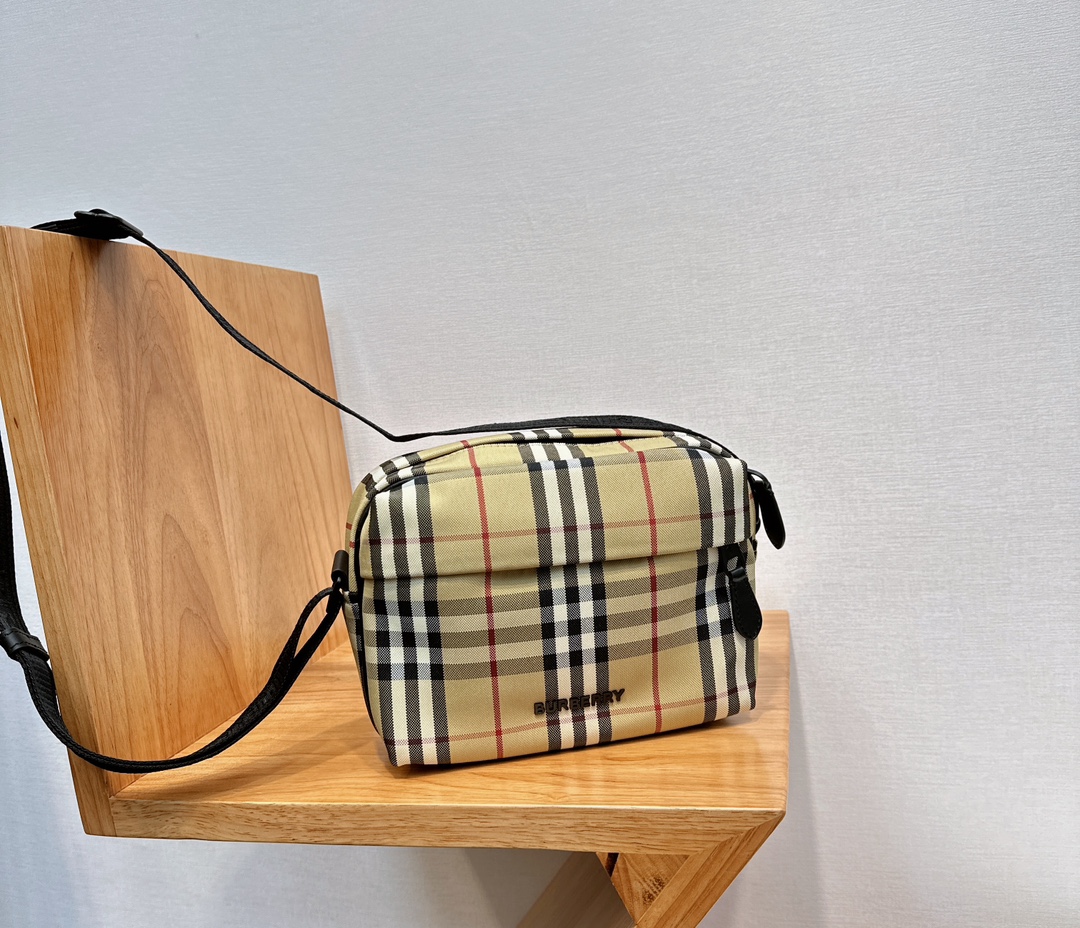 버버리 Burberry 760153 크로스 백