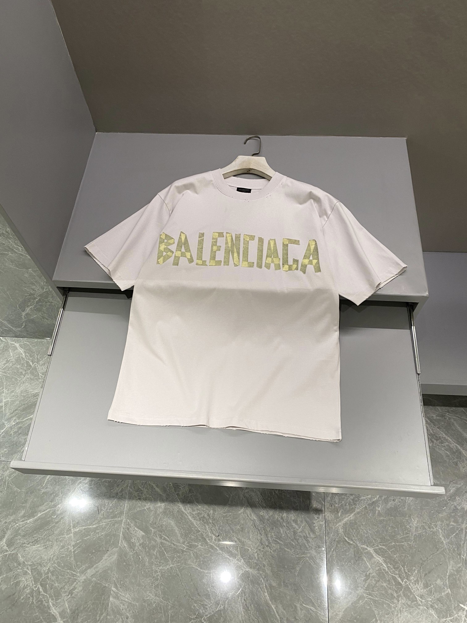 발렌시아가 Balenciaga 반팔 티셔츠