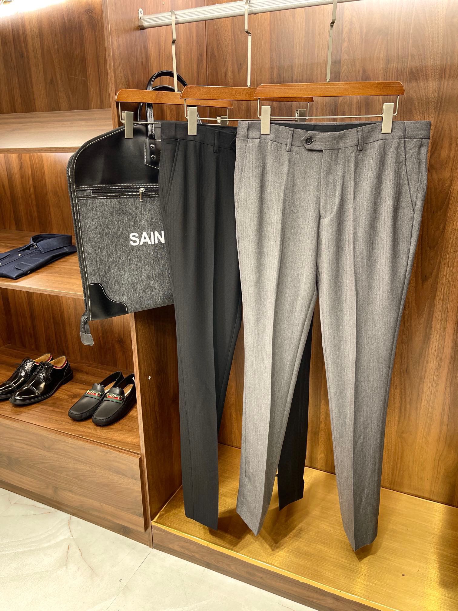 생로랑 Saint Laurent  양복 바지