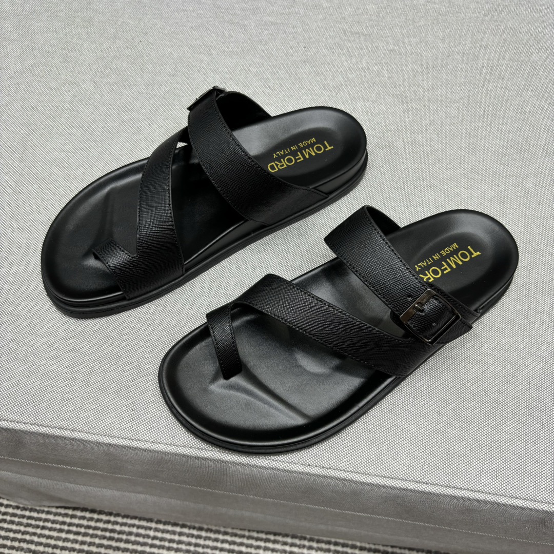 톰 포드 Tom Ford 슬리퍼