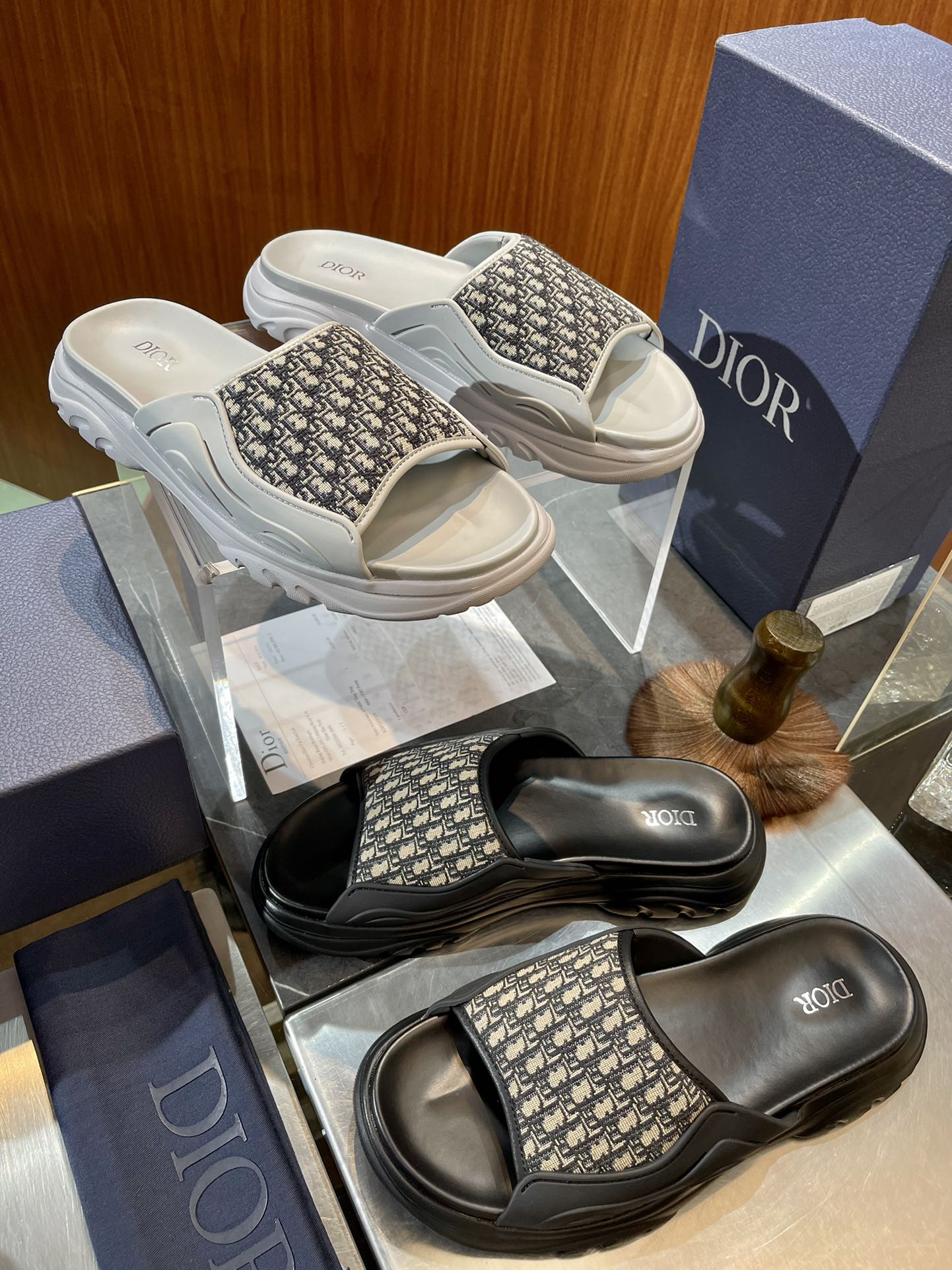 디올 Dior 슬리퍼