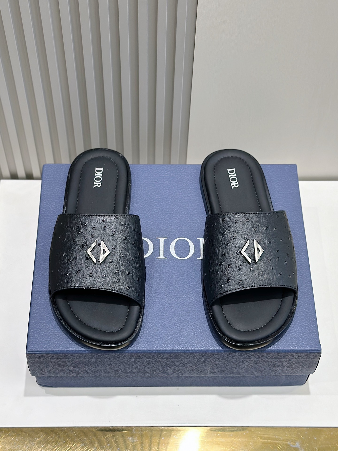 디올 Dior 슬리퍼