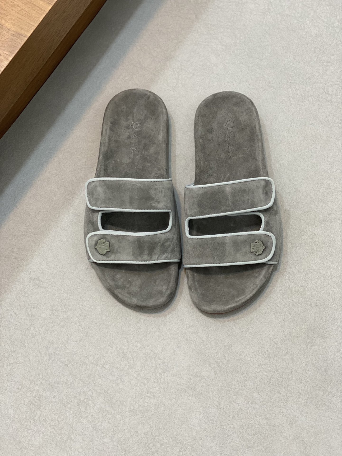 로로피아나 Loro Piana 슬리퍼