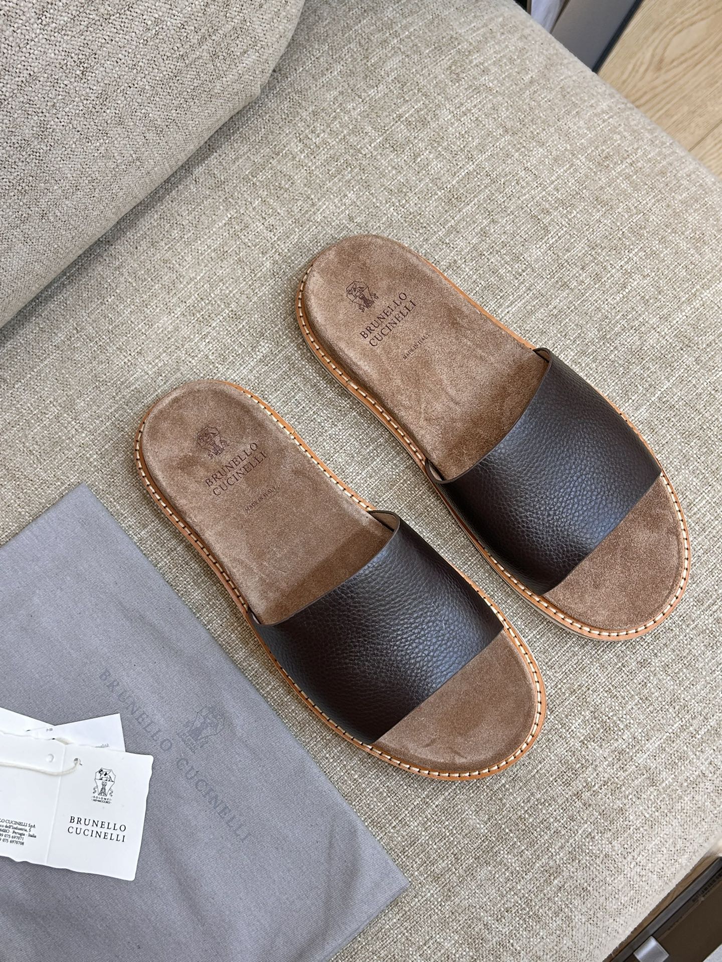 브루넬로 쿠치넬리 Brunello Cucineli 슬리퍼
