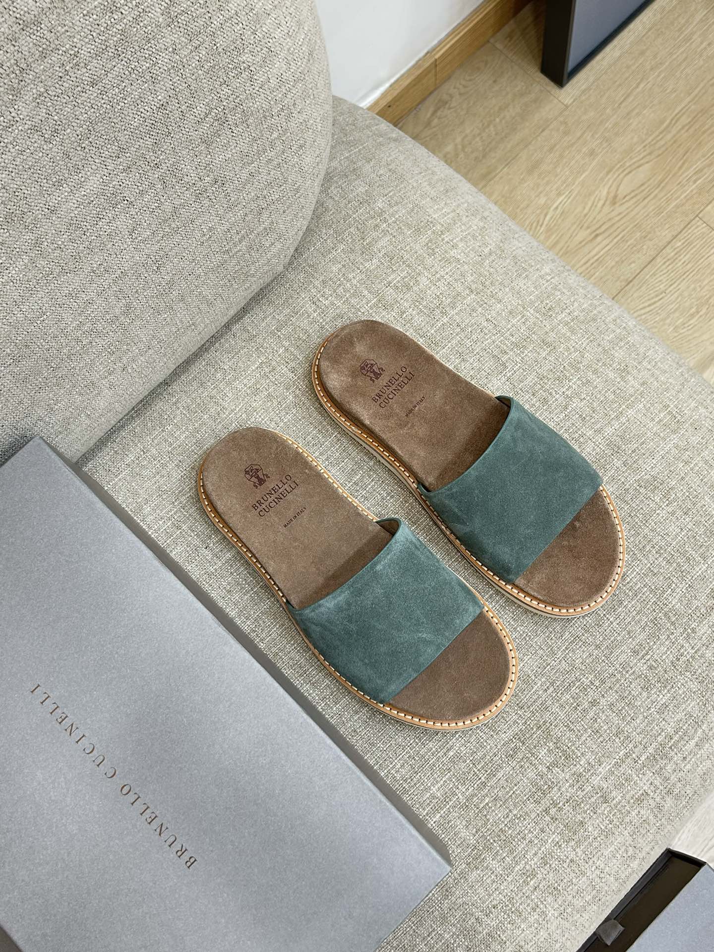 브루넬로 쿠치넬리 Brunello Cucineli 슬리퍼