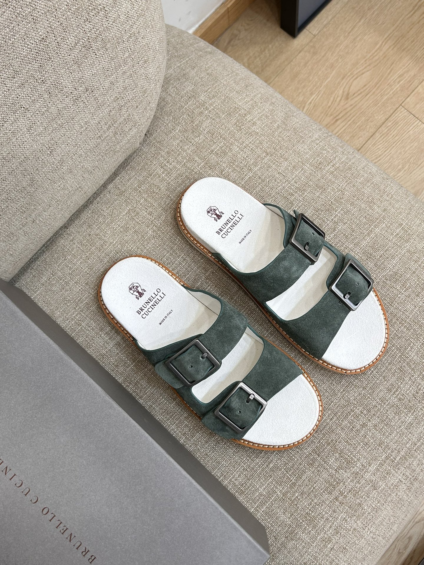 브루넬로 쿠치넬리 Brunello Cucineli 슬리퍼