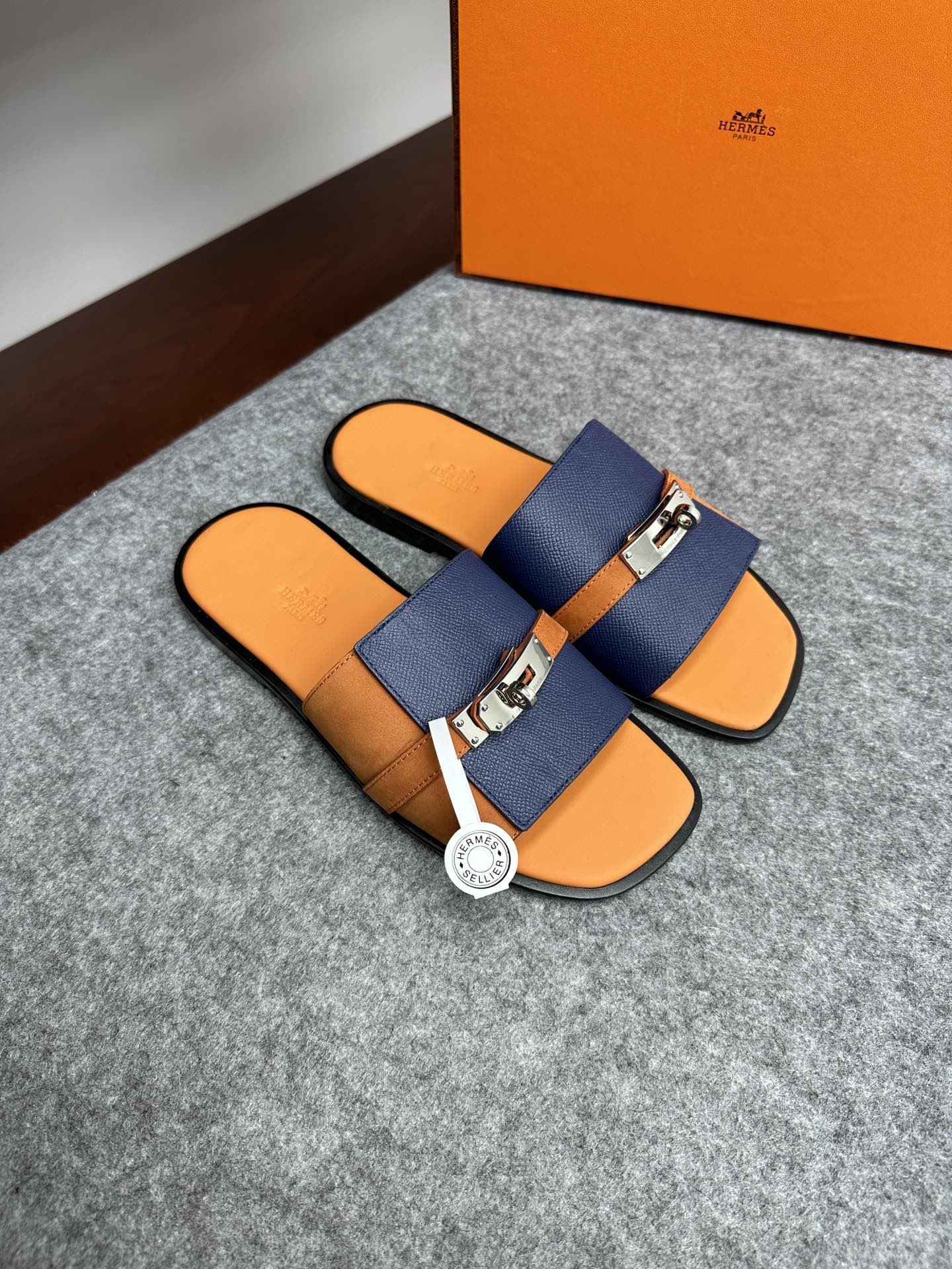 에르메스 Hermes 슬리퍼