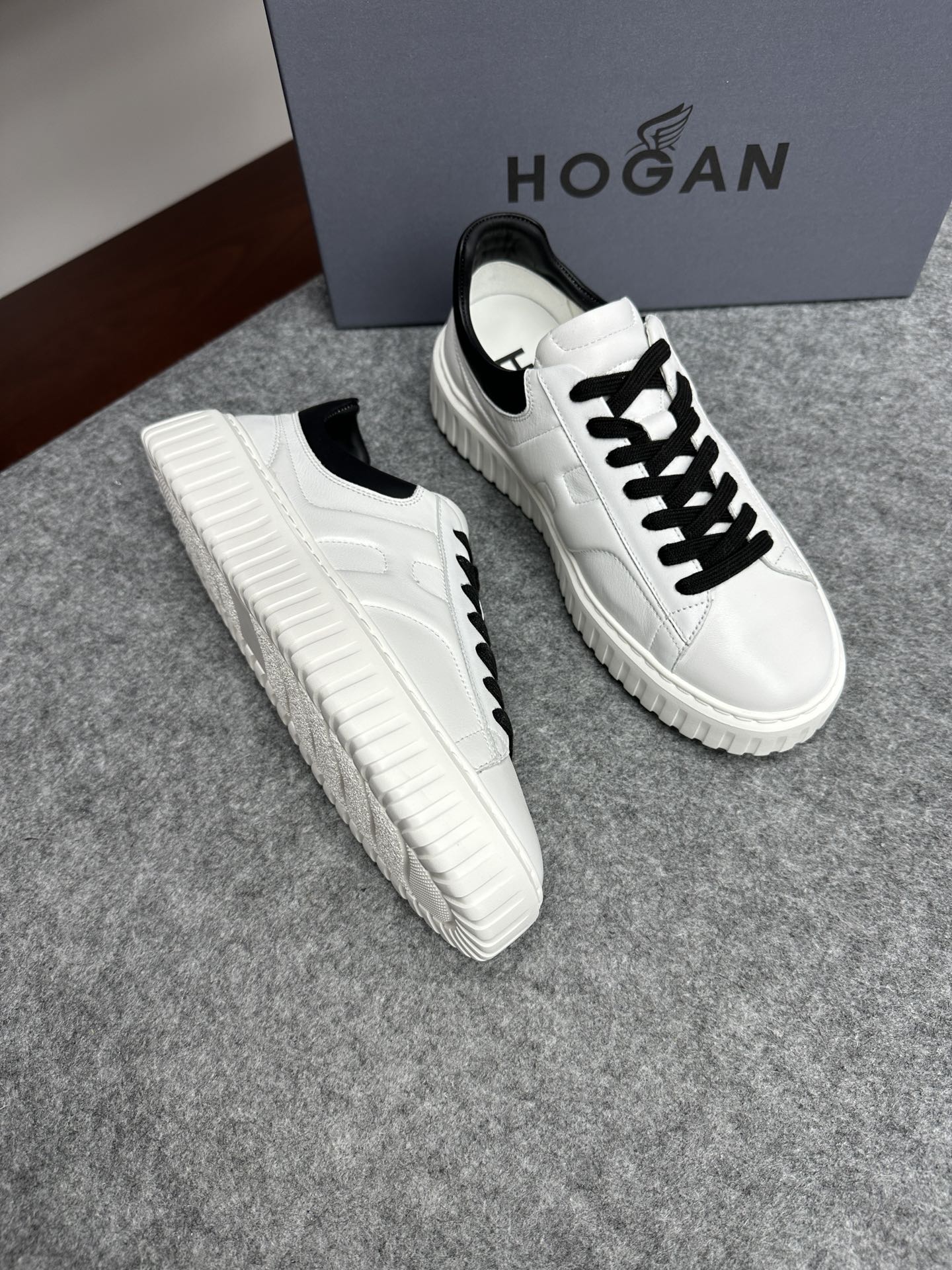 호간 Hogan 스니커즈