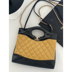 샤넬 CHANEL AS4133 31 미니 쇼핑백 샤이니 크럼플드 카프스킨 & 골드 메탈 22CM