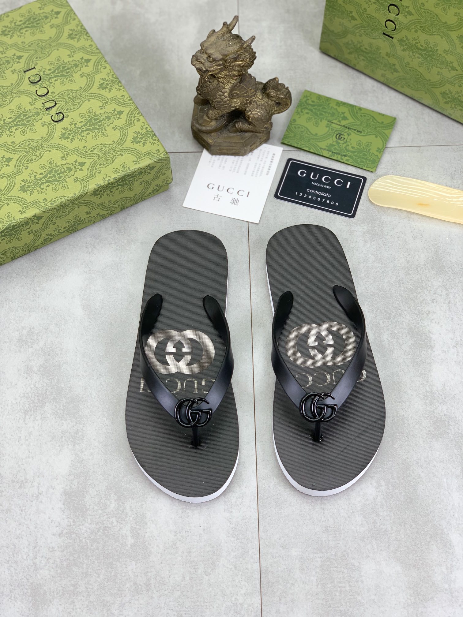 구찌 Gucci 슬리퍼