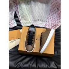 루이비통 Louis Vuitton 스니커즈