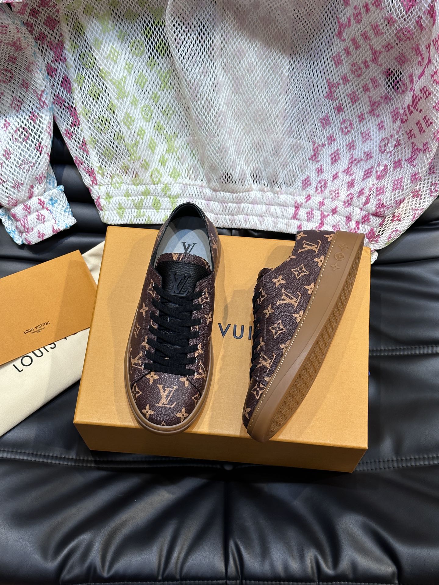 루이비통 Louis Vuitton 스니커즈