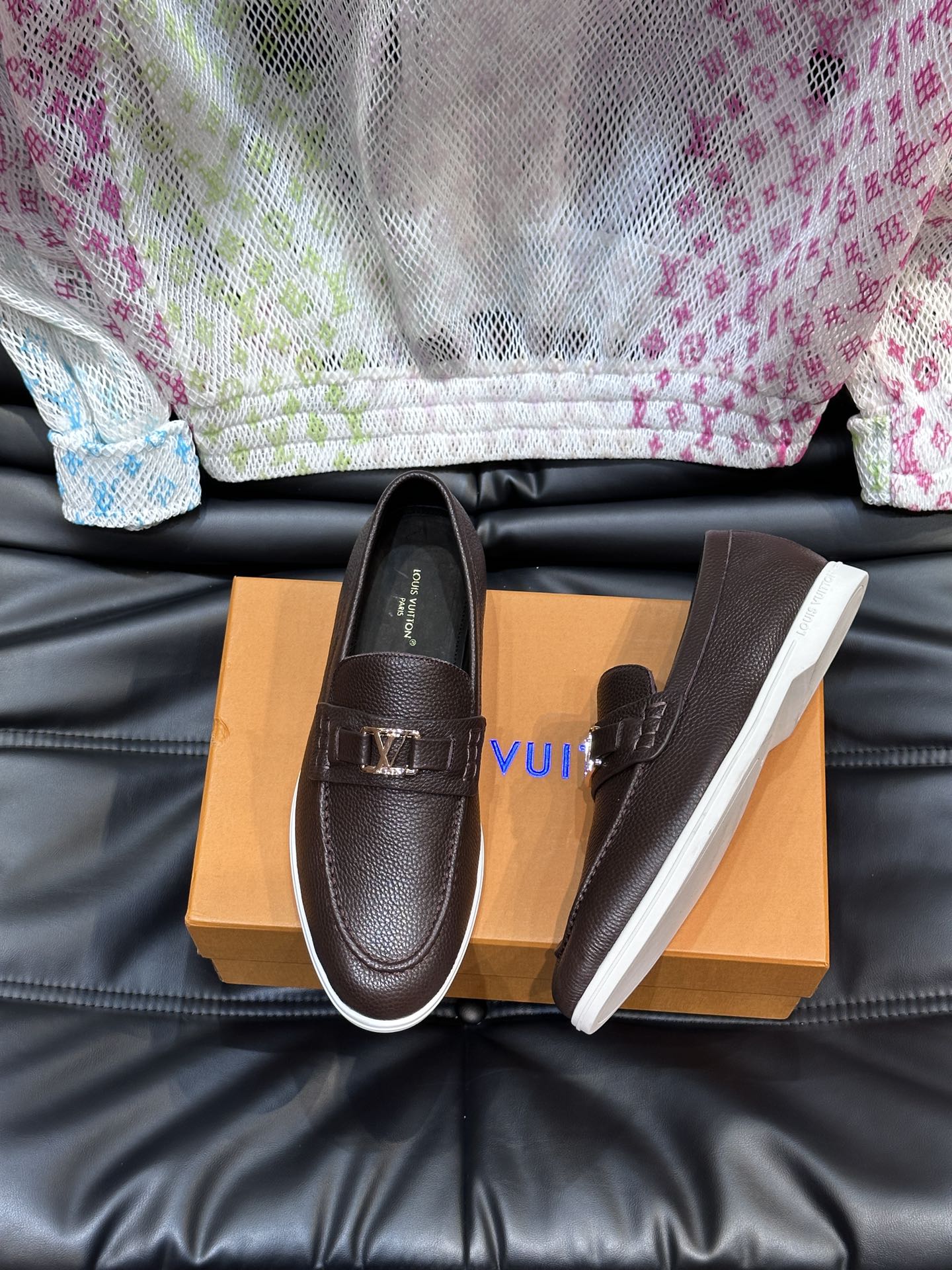루이비통 Louis Vuitton 로퍼